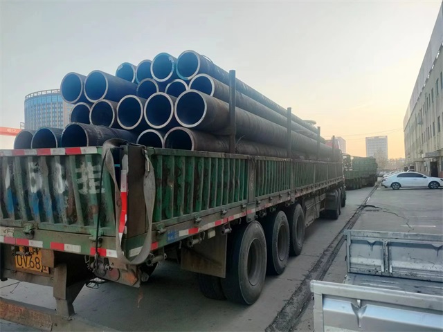 九江45#结构无缝钢管